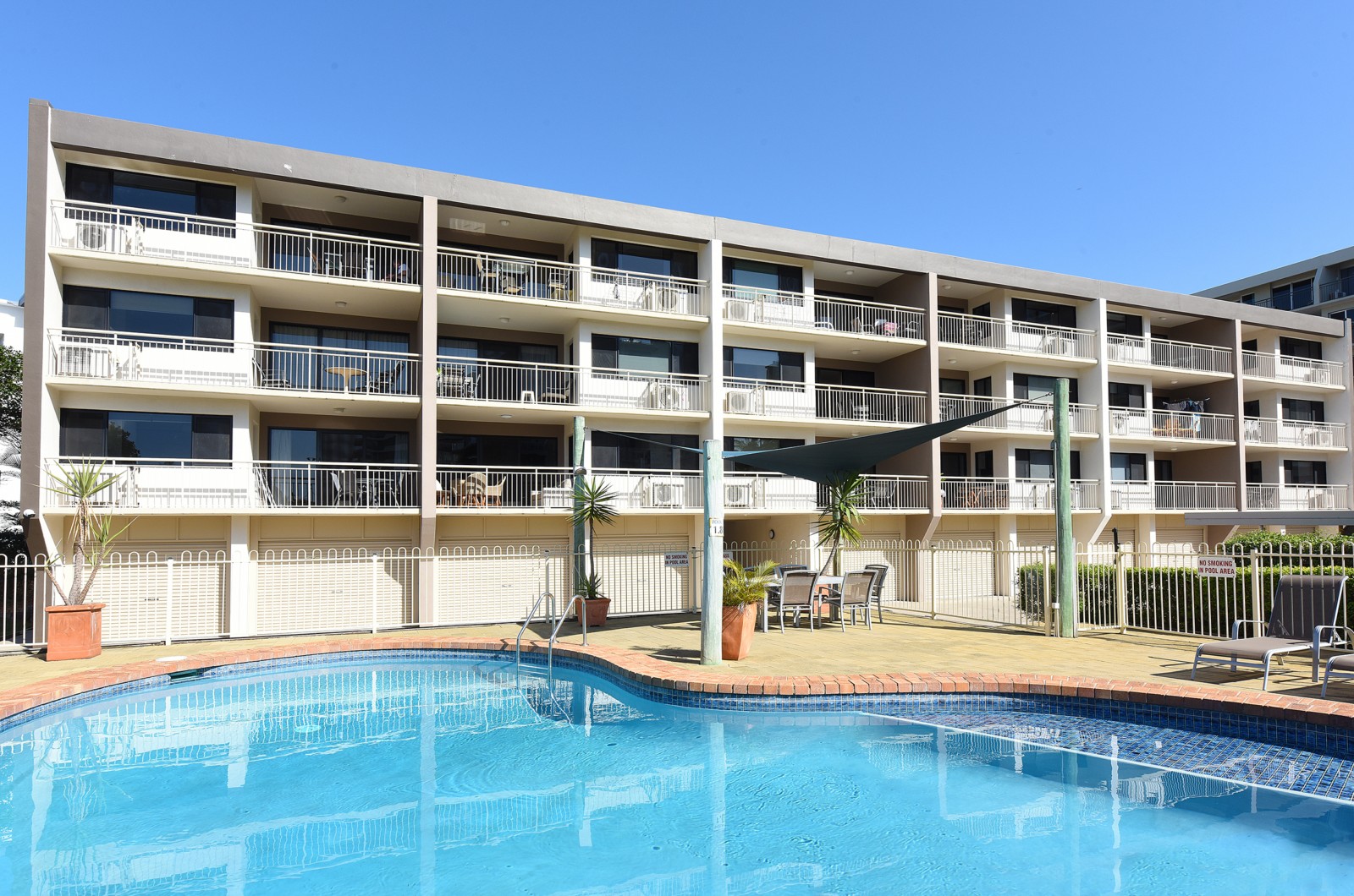 Unit 102 joanne apartments Caloundra Holiday Center