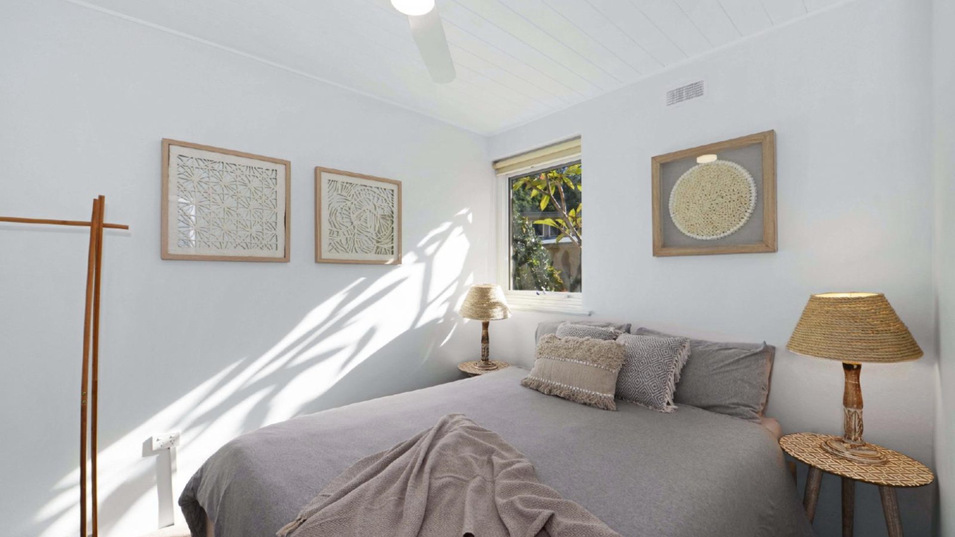 Marese 1 Groundfloor Beachfront Unit 1/127 Avoca Drive Avoca Beach