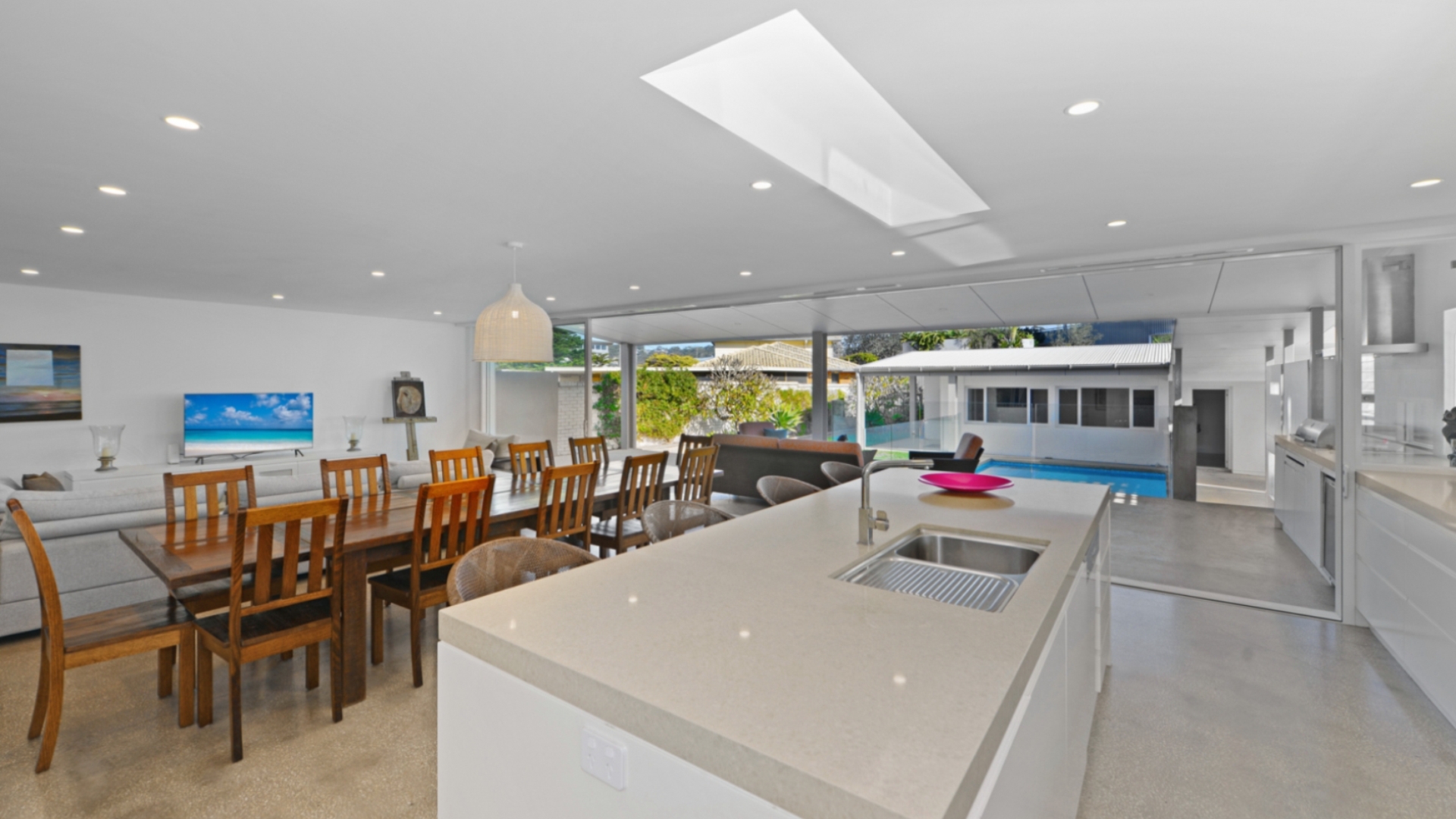 North Avoca Chill Out 45 Lake Street North Avoca NSW 2251 Property