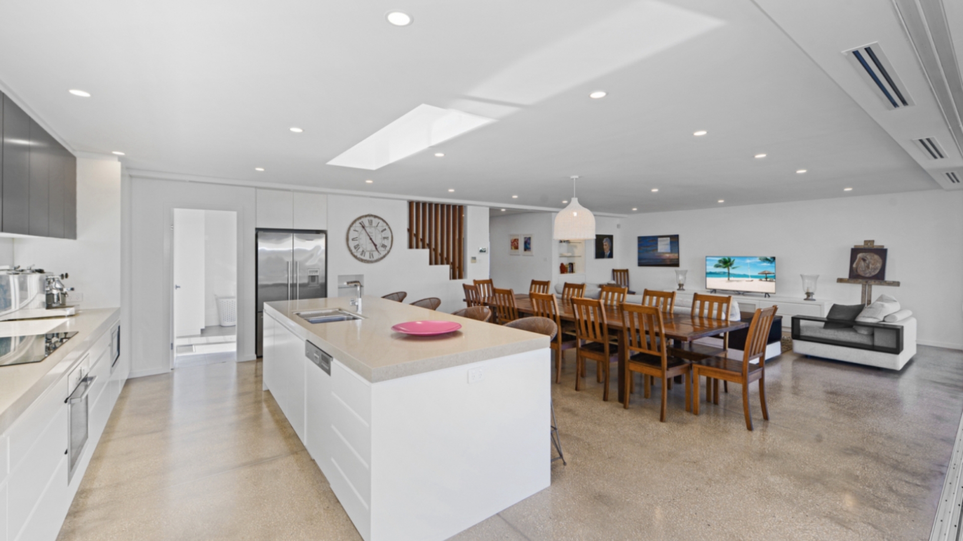 North Avoca Chill Out 45 Lake Street North Avoca NSW 2251 Property