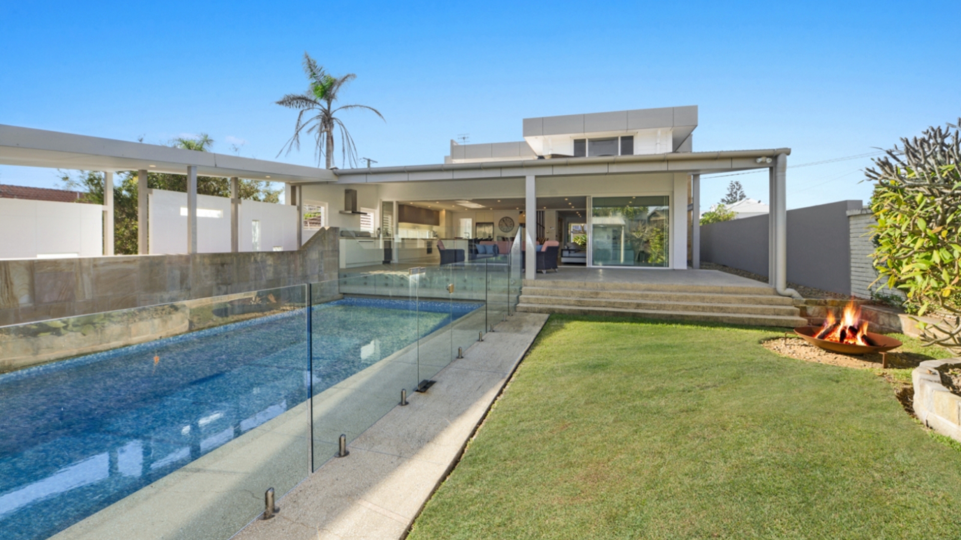 North Avoca Chill Out 45 Lake Street North Avoca NSW 2251 Property