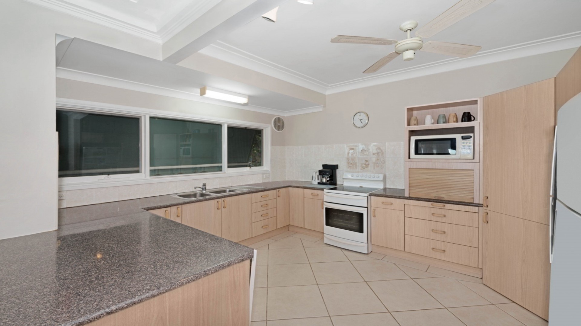 North Haven Majestic Views 48 Bellevue Crescent North Avoca NSW