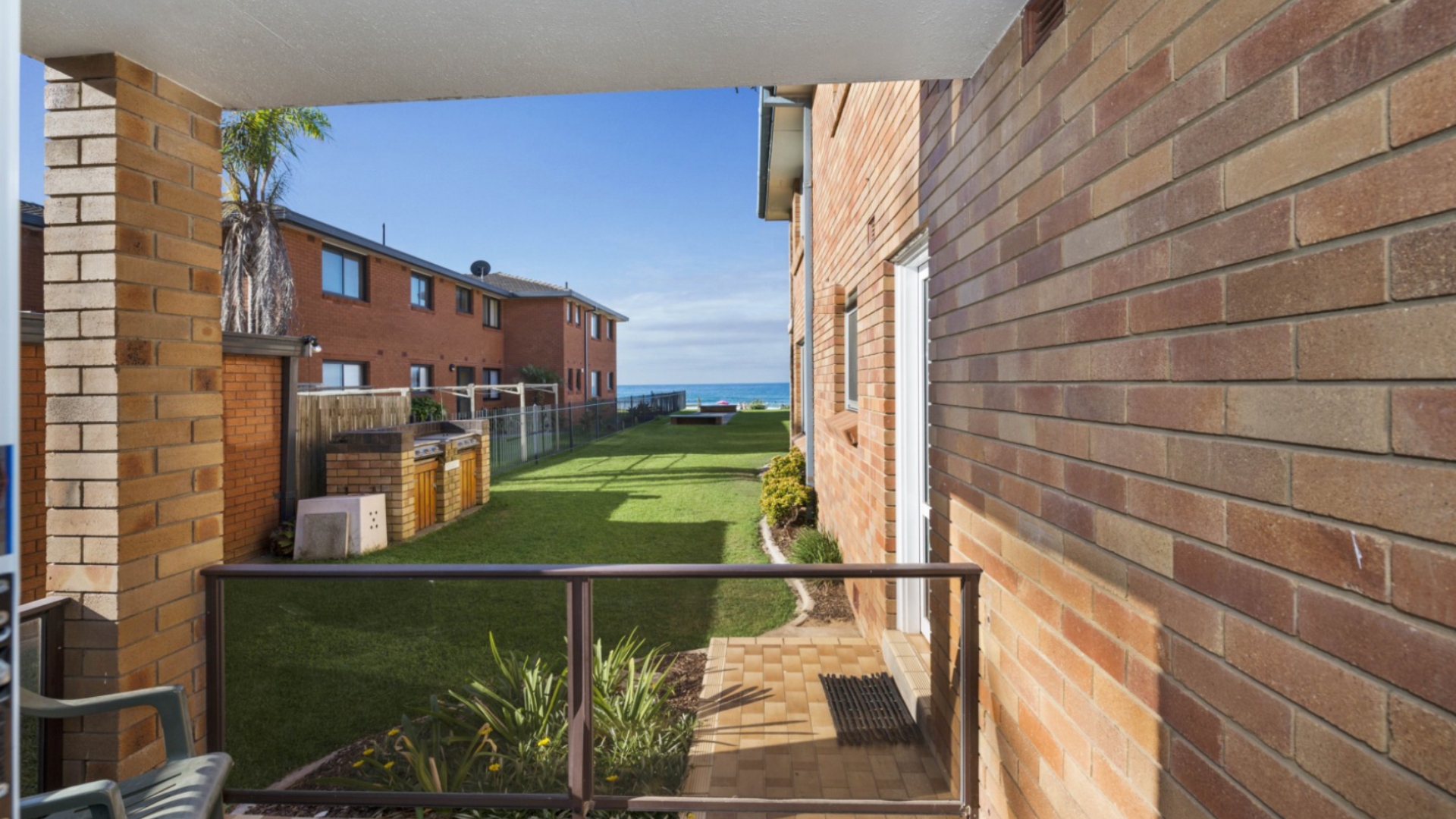 Avoca Beachfront Unit South Strand 1 Brand Holidays