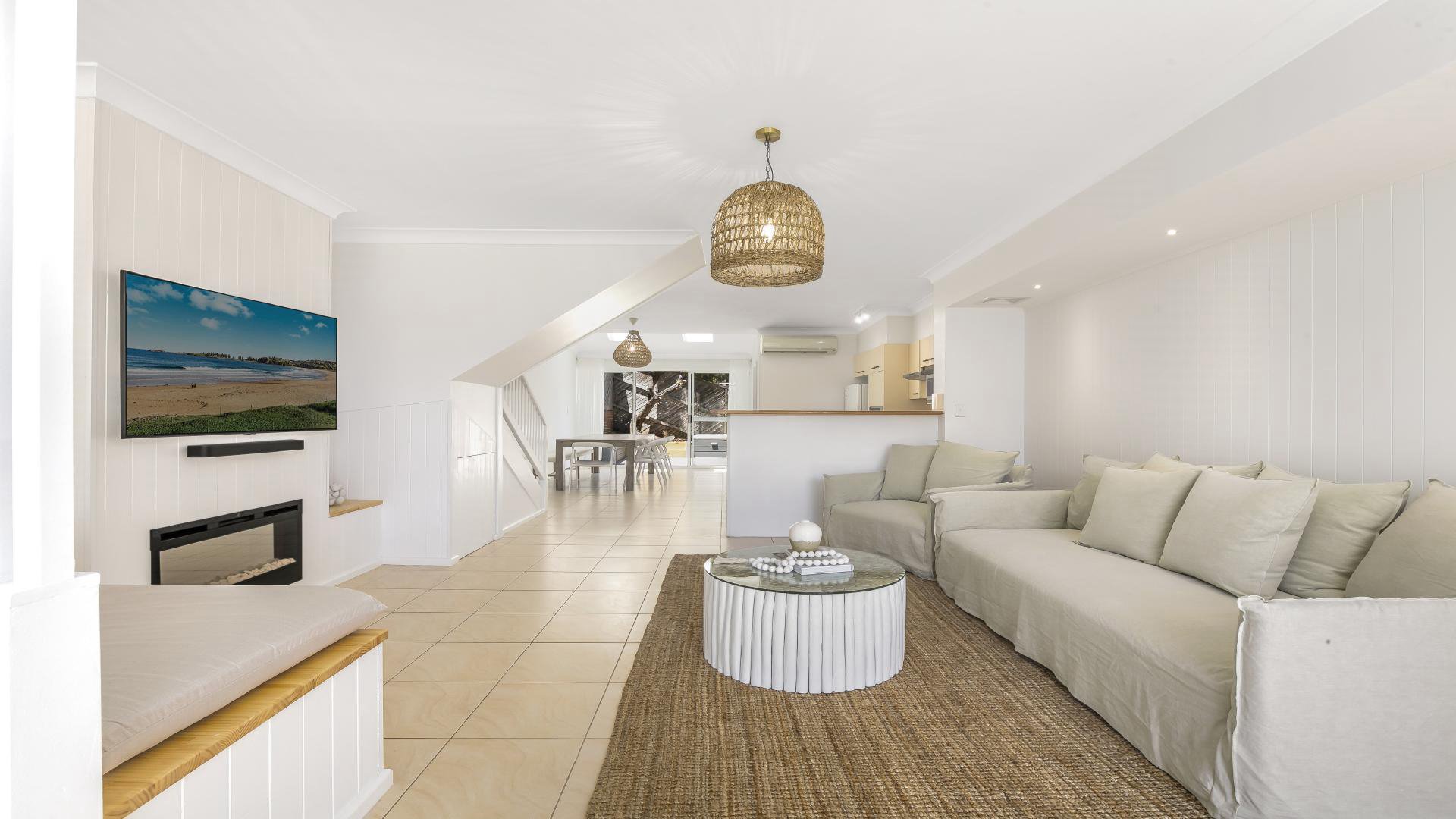 Avoca View 2/34 Avoca Drive Avoca Beach NSW 2251 Property