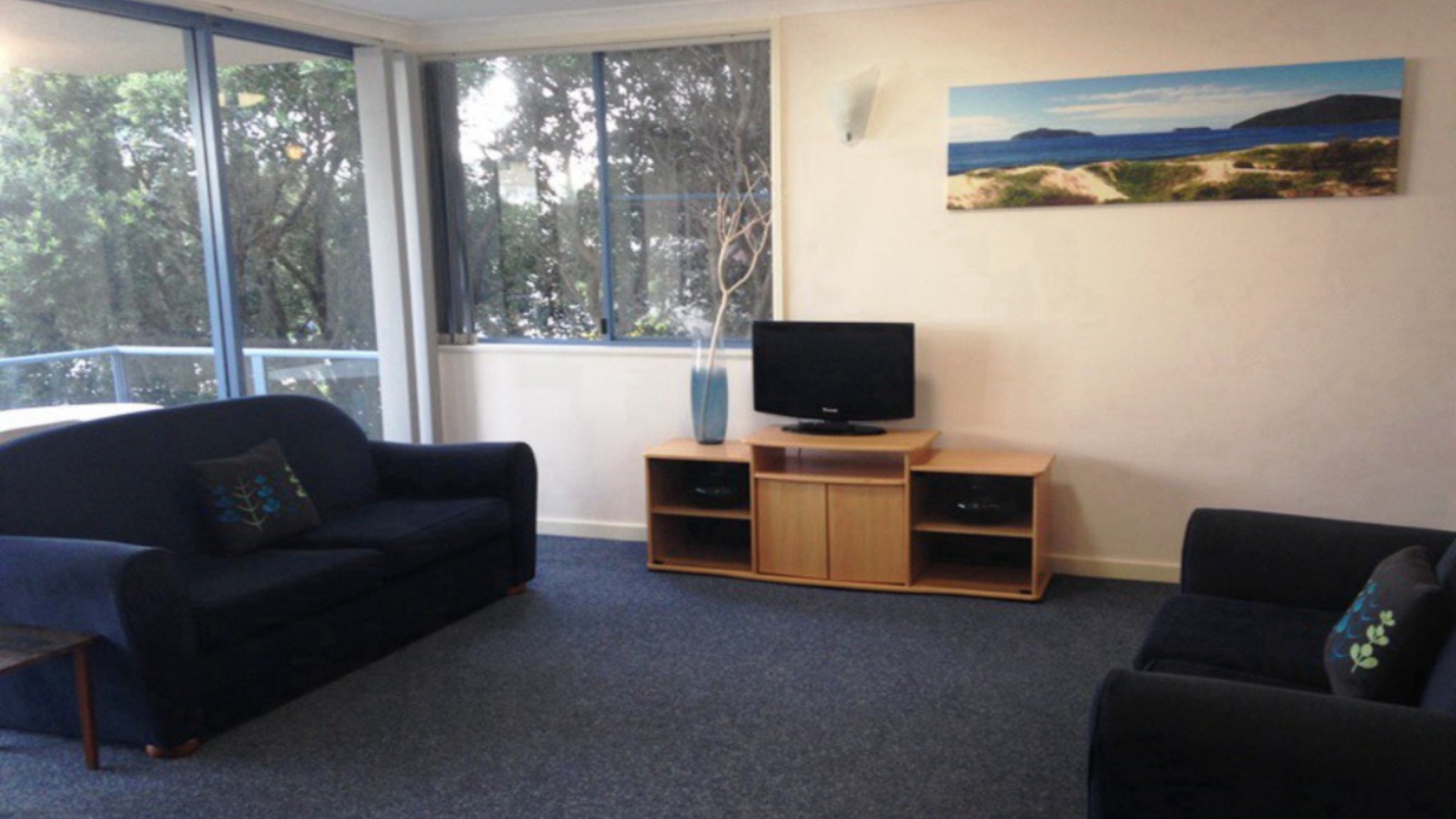 Nautilus Beachside Apartment 3/1 Beach Road Hawks Nest NSW 2324