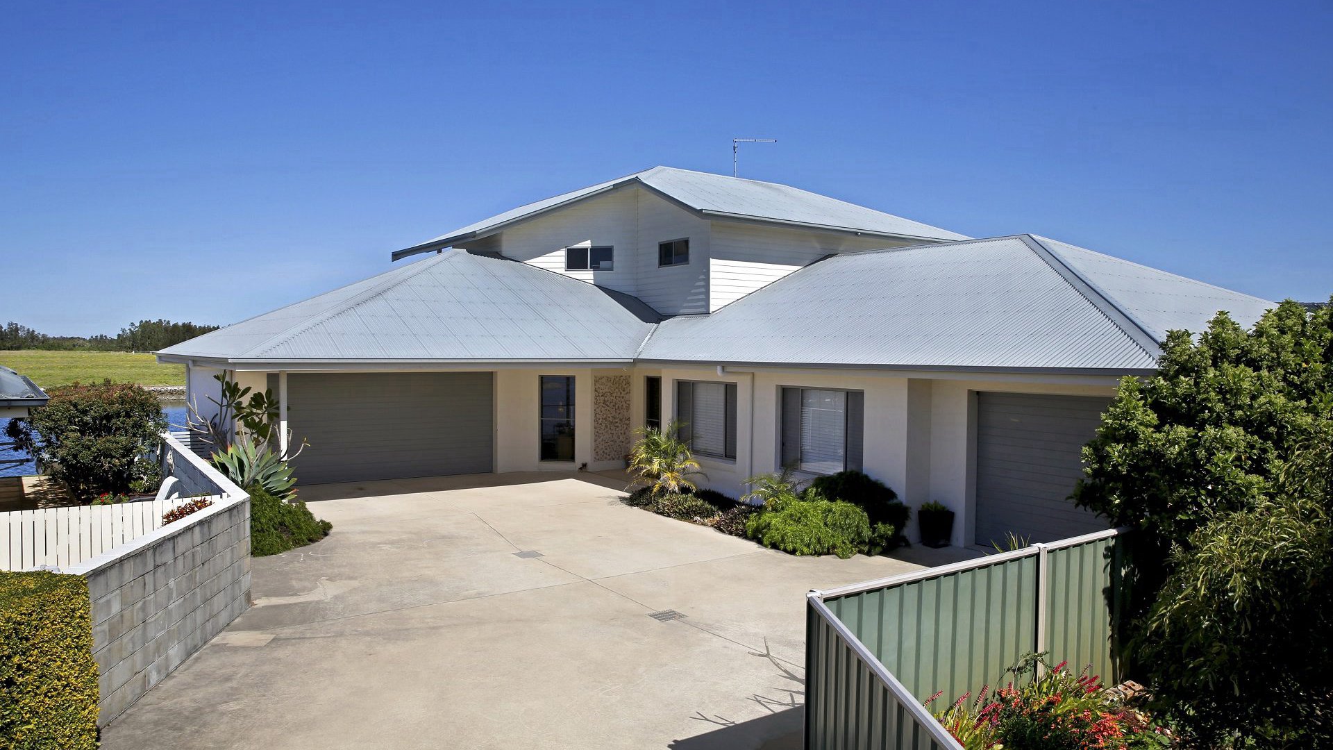 Jeffery River Retreat 103 Witonga Drive Yamba NSW 2464 Property