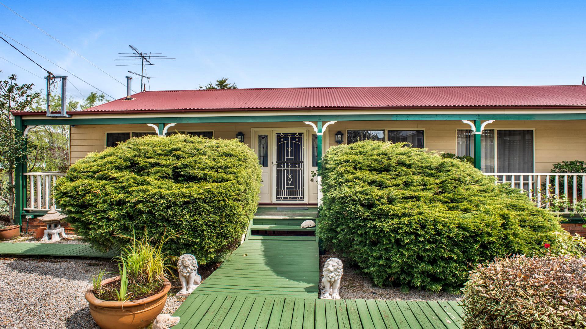 Coniston 26 Lamartine Avenue Wentworth Falls NSW 2782 Property