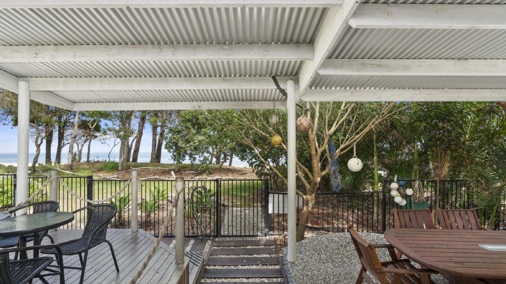 Tidal Dreams Absolute Beachfront 7 Renton Lane Bongaree QLD 4507