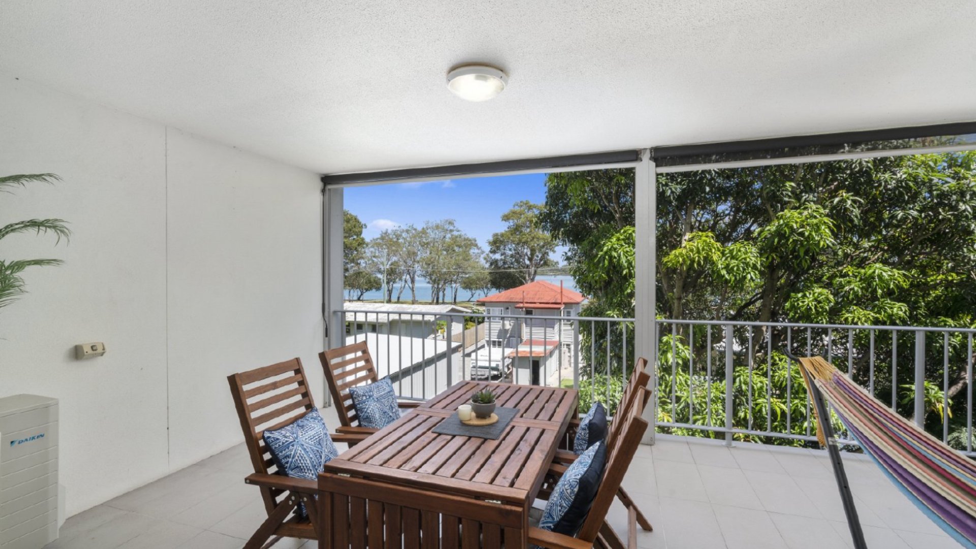 Ultra Modern Unit With Water Views 31/52 Bestman Avenue Bongaree QLD