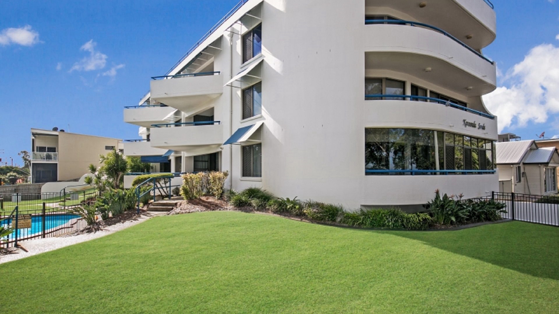 Views, Pool, Airconditioning Bongaree 1/181 Welsby Parade Bongaree