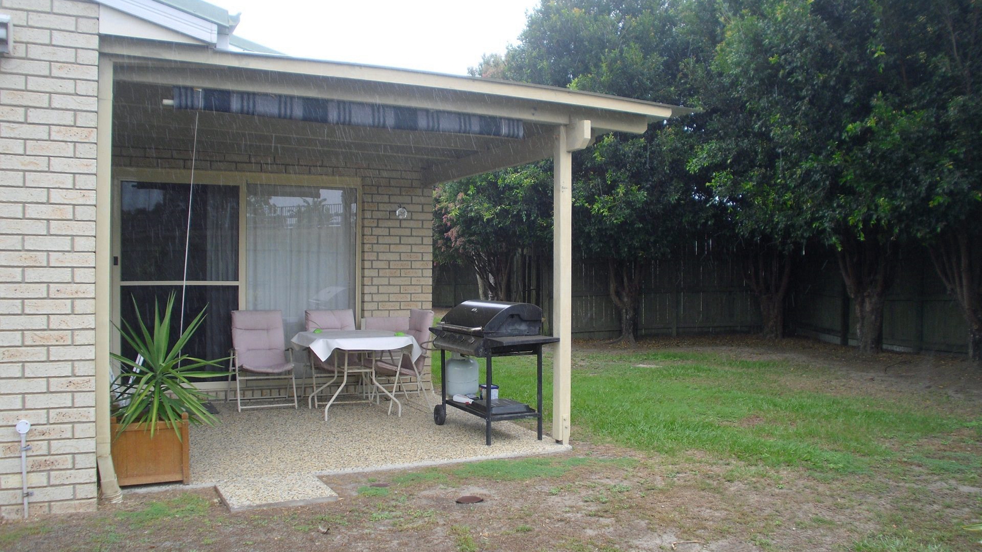 Private Canal Duplex With Pontoon 2/89 Oleander Drive Bongaree QLD