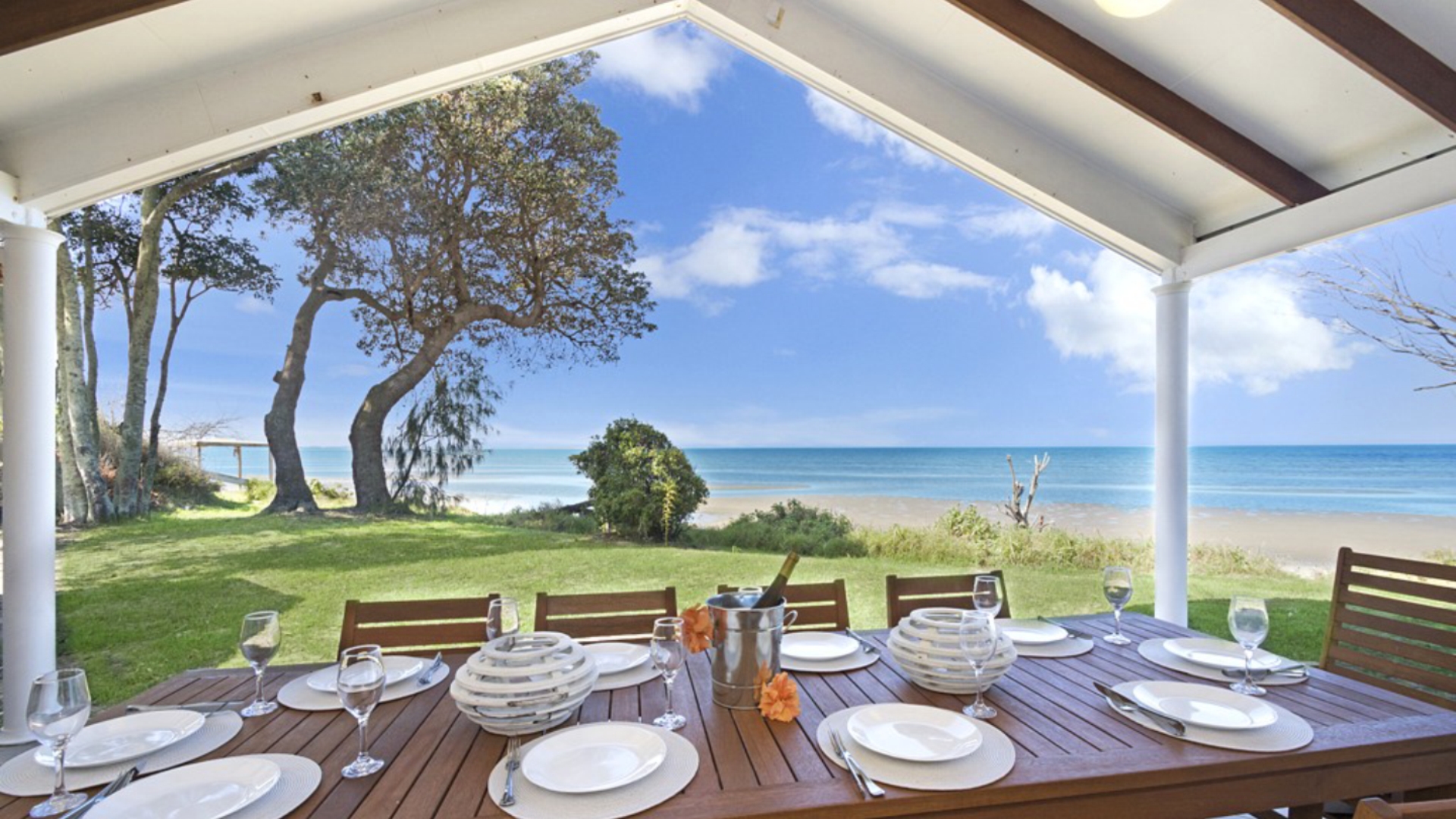 Sea Cottage Beachside Paradise 87 Road Beachmere QLD 4510