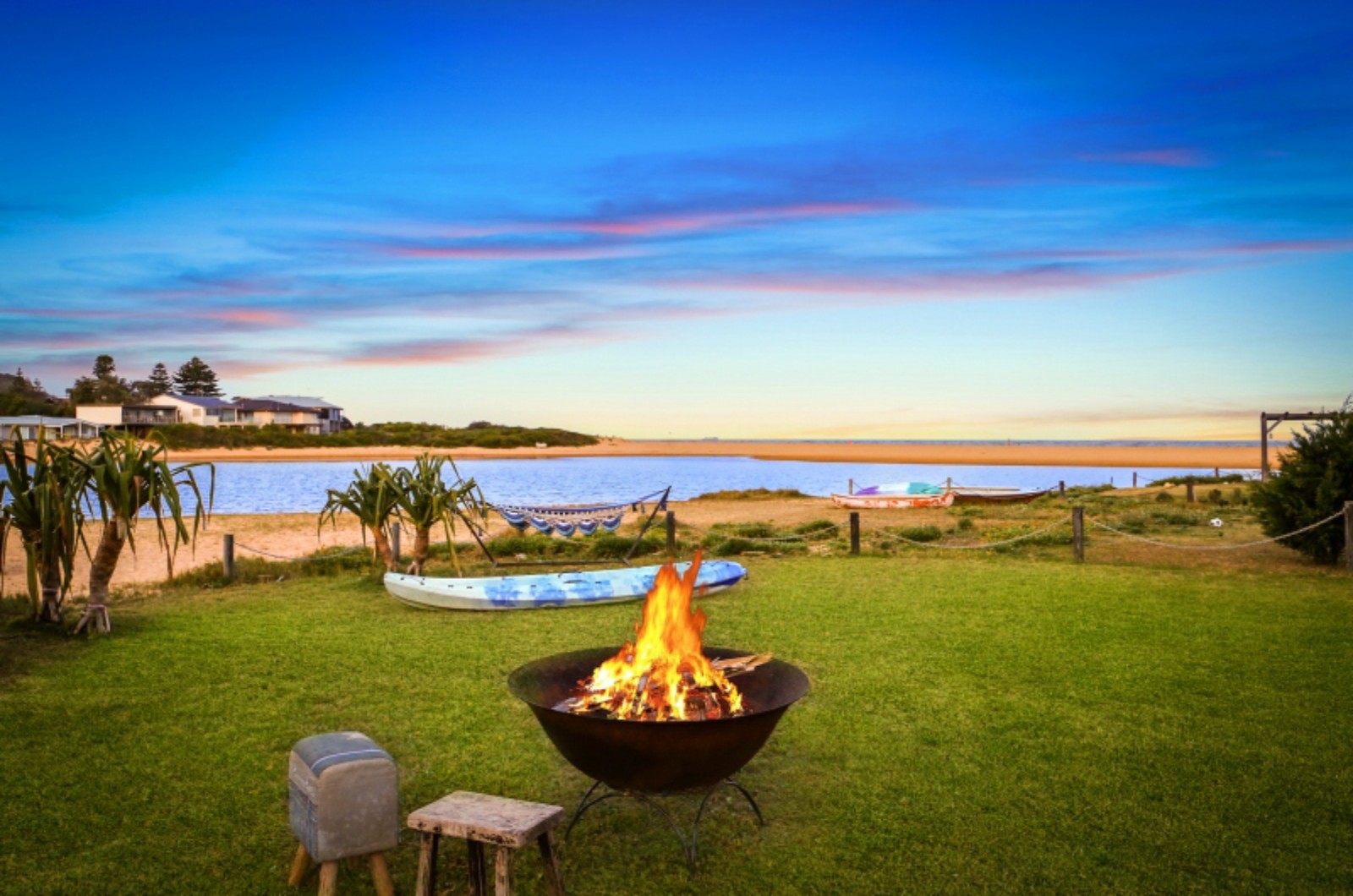 Lakeside Escape Avoca Beach Brand Holidays
