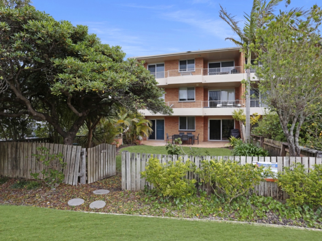 Hawks Nest Beach Road at Patricia Fluharty blog