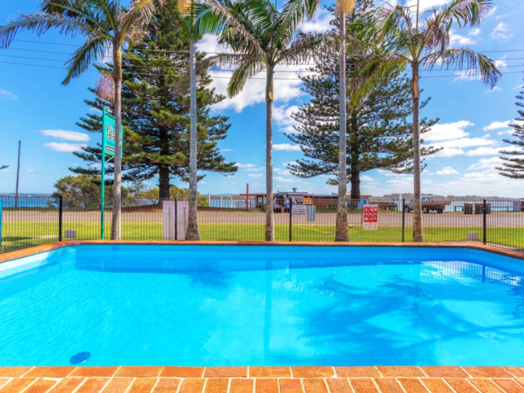 The Pines Units Manning Point Midcoast Holiday RentalsMidcoast