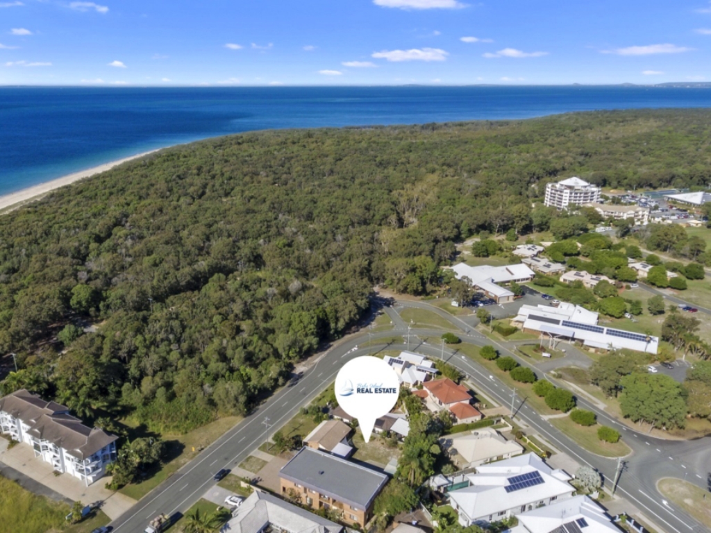 108 Boyd Street, Woorim Bribie Island HolidaysBribie Island Holidays