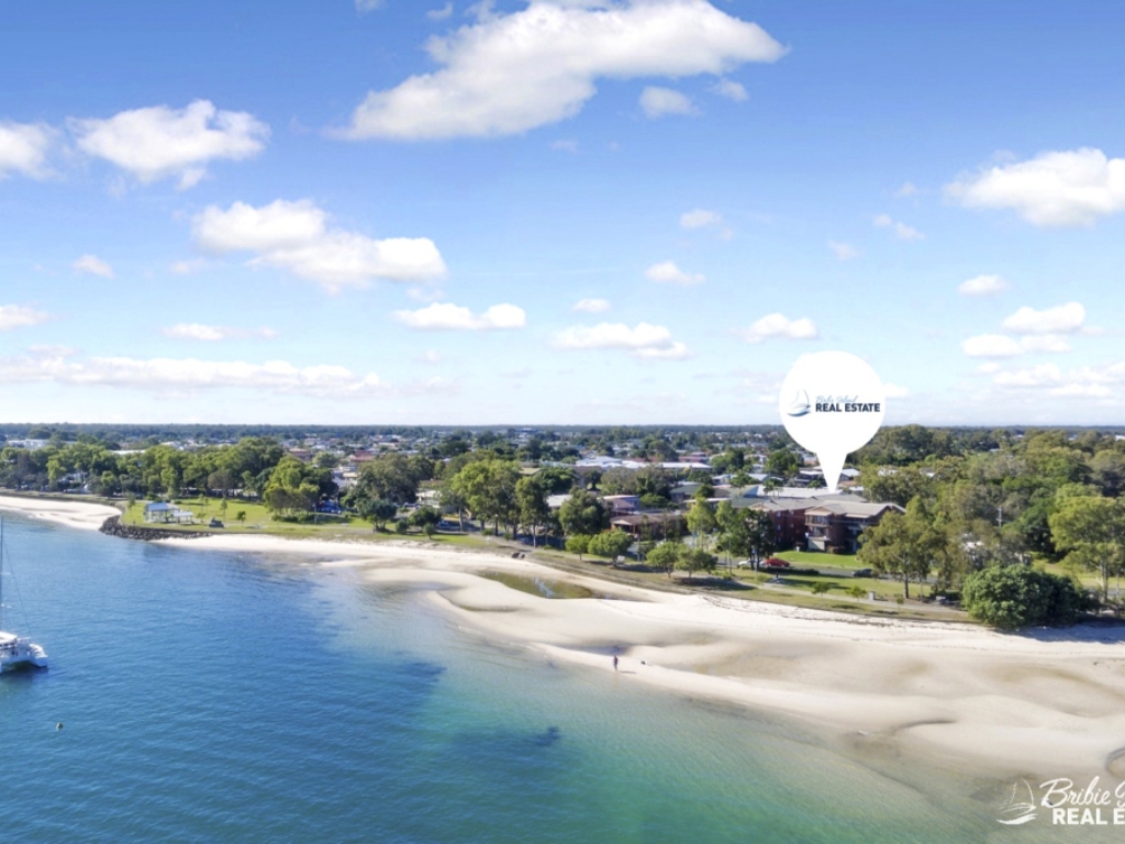 859 Welsby Parade, Bongaree Bribie Island HolidaysBribie Island Holidays