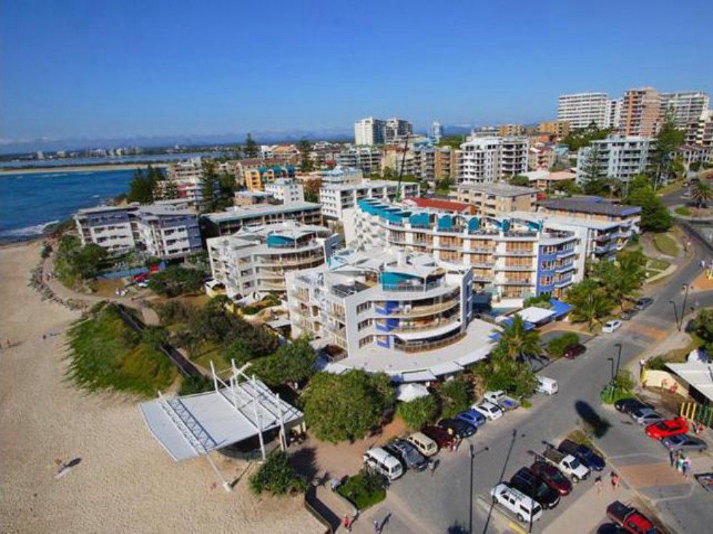 UNIT 48 ROLLING SURF RESORT Caloundra Holiday Centre