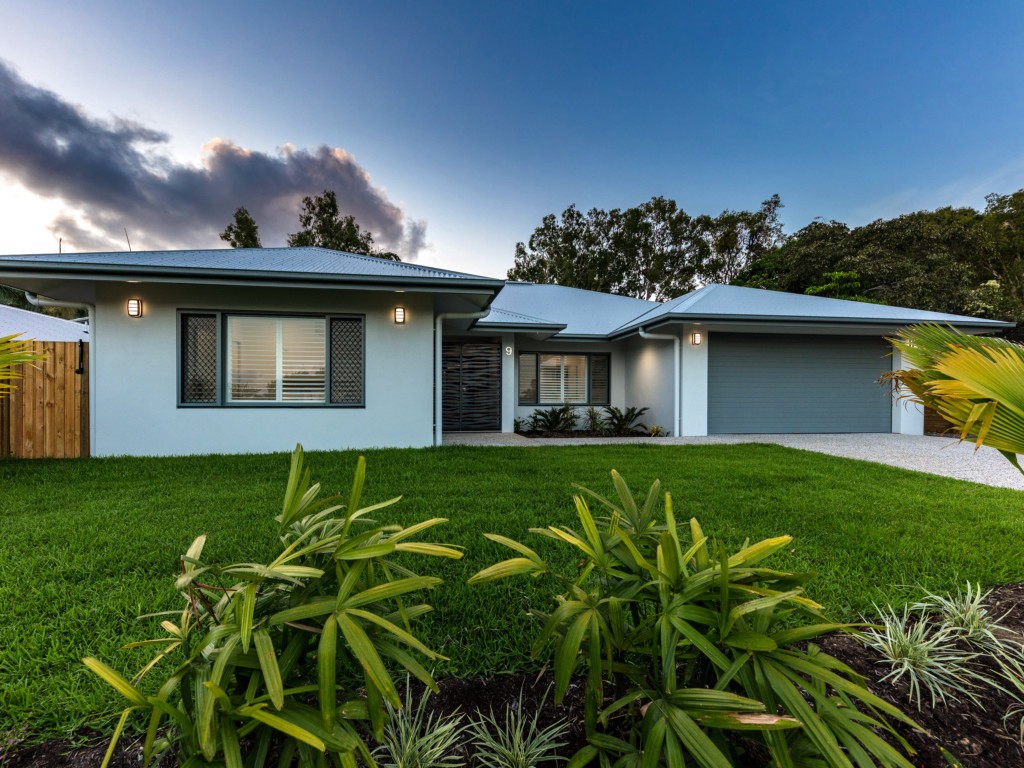 Canopy House Palm Cove Palm Cove Holiday Homes